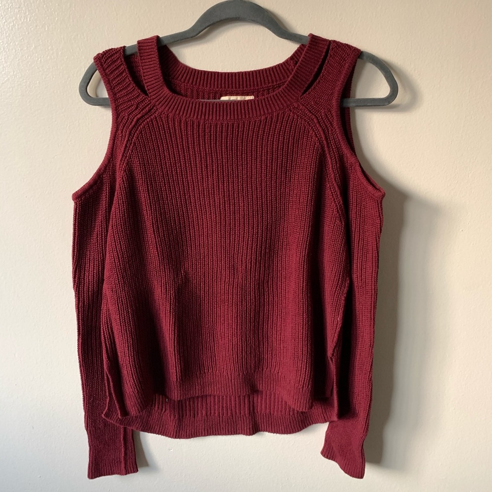 Hollister Off-the-shoulder Sweater